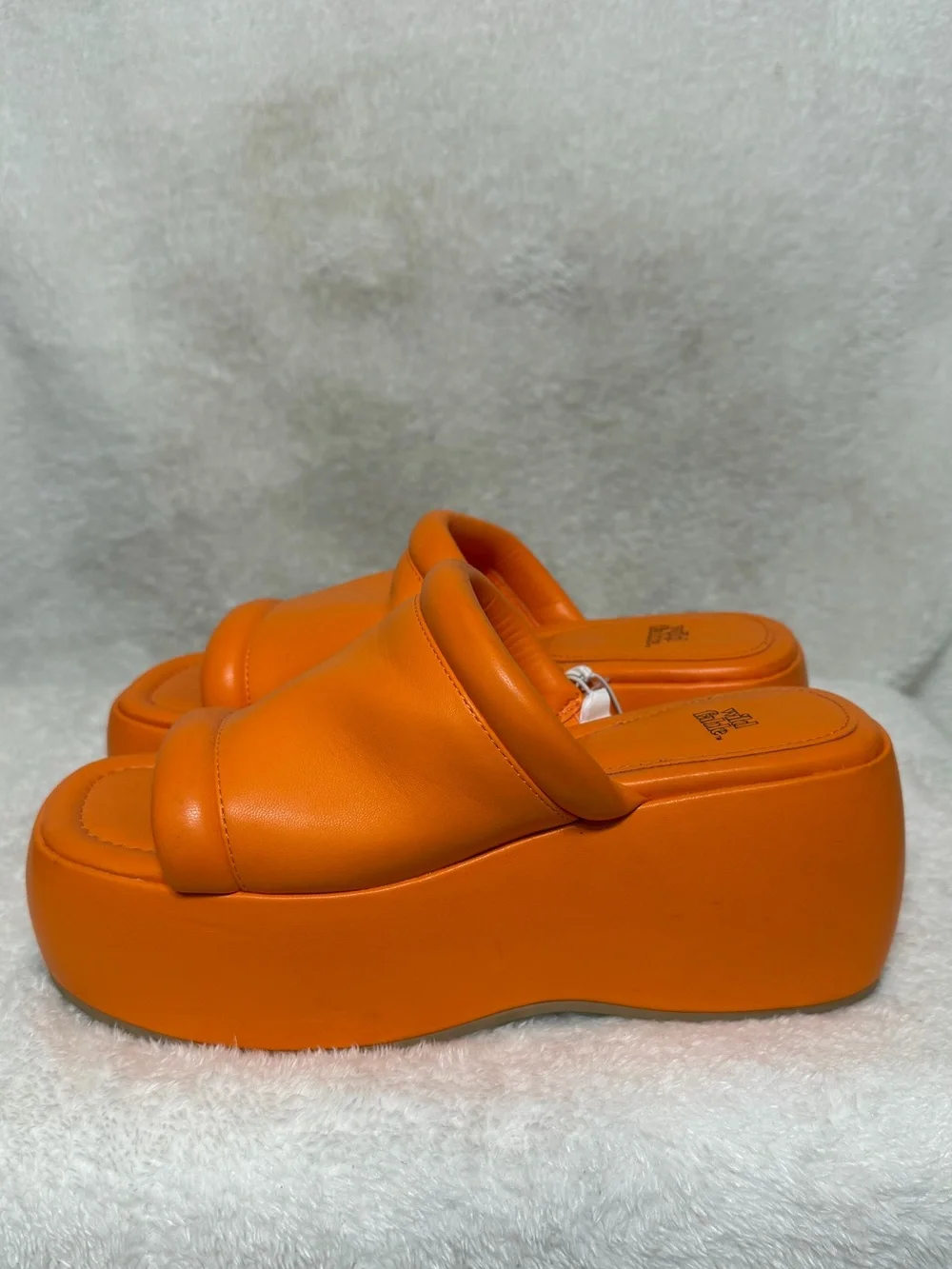 Wild Fable Neon Orange Platform Chunky Slide Sandals Size 8.5 New